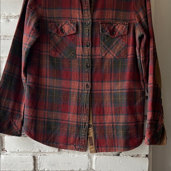 ROOTS structured Red Plaid Button-Up Flannel Shirt - Picture 3 of 12